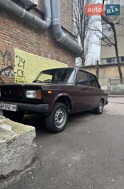 Седан ВАЗ / Lada 2107 2008 в Киеве