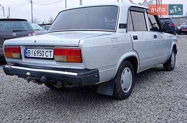 Седан ВАЗ / Lada 2107 2010 в Лубнах