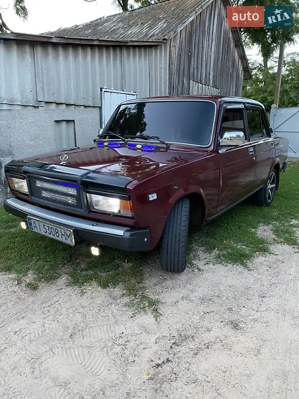 Седан ВАЗ 2107 2006 в 
