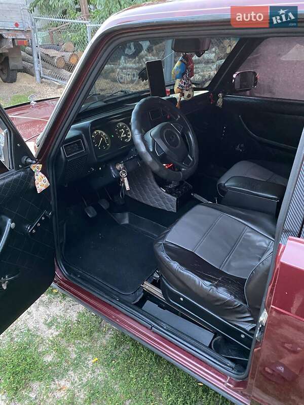 Седан ВАЗ / Lada 2107 2006 в Борисполе