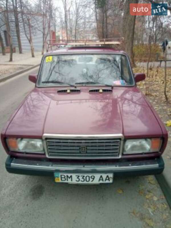 Седан ВАЗ 2107 2004 в 