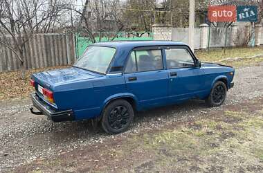 Седан ВАЗ / Lada 2107 2009 в Карлівці