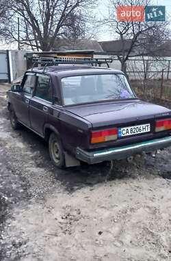 Седан ВАЗ / Lada 2107 2002 в Золотоноше