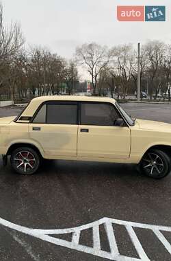 Седан ВАЗ / Lada 2107 1988 в Миколаєві