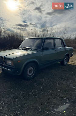 Седан ВАЗ / Lada 2107 2007 в Заречном