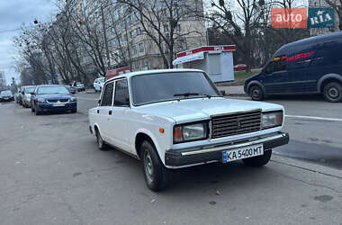 Седан ВАЗ / Lada 2107 2010 в Києві