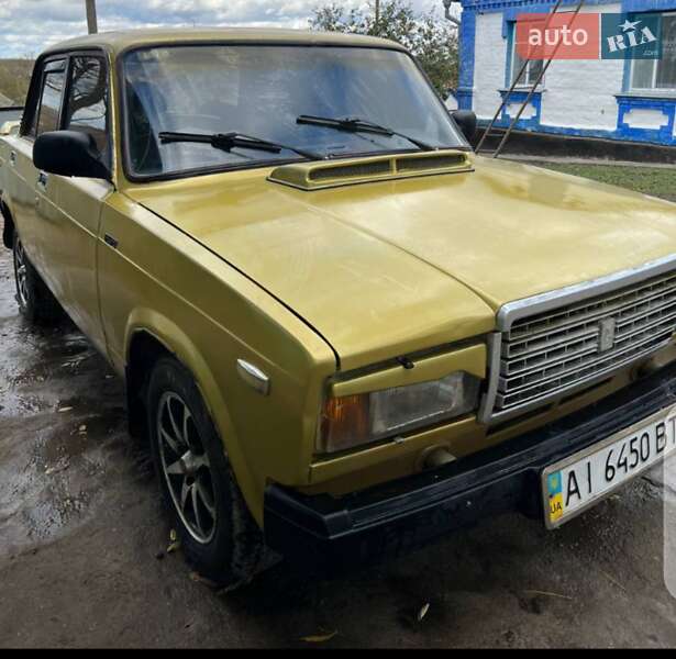 Седан ВАЗ / Lada 2107 1989 в Ружині