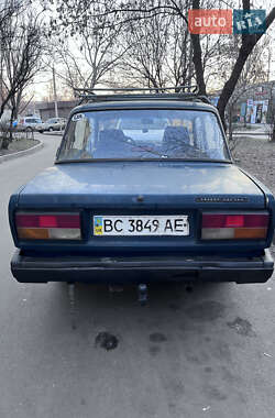 Седан ВАЗ / Lada 2107 2003 в Днепре