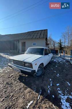 Седан ВАЗ / Lada 2107 2003 в Бережанах