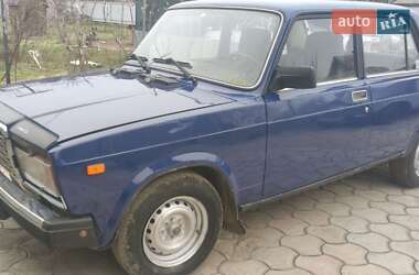 Седан ВАЗ 2107 2002 в 