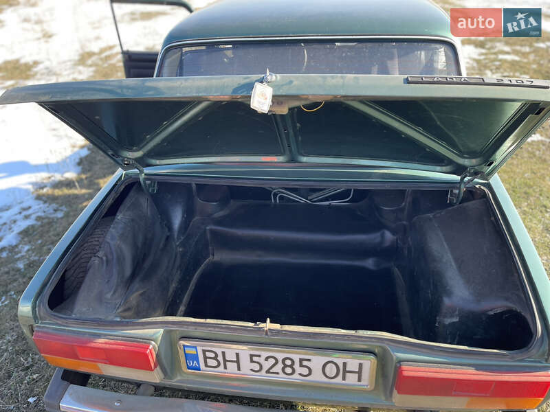 Седан ВАЗ / Lada 2107 2006 в Врадиевке