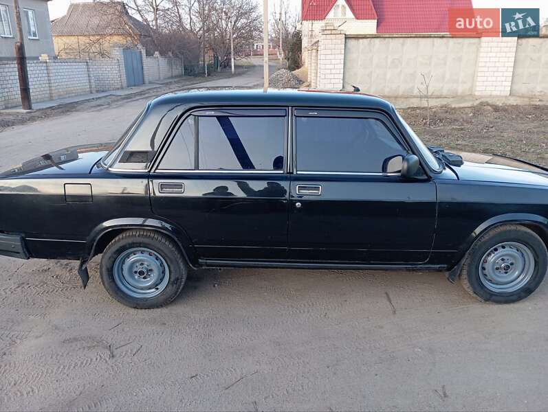 Седан ВАЗ / Lada 2107 2007 в Вознесенську