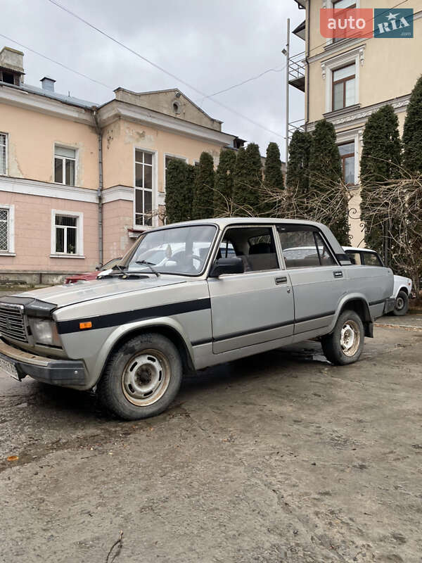 Седан ВАЗ / Lada 2107 2006 в Каменец-Подольском фото 3 Седан ВАЗ / Lada 2107 2006 в Каменец-Подольском