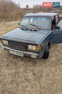 Седан ВАЗ / Lada 2107 2002 в Звягелі