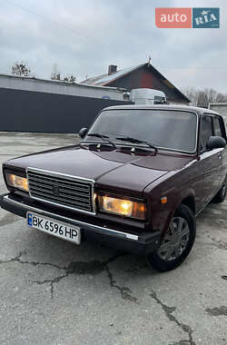 Седан ВАЗ / Lada 2107 2006 в Корце