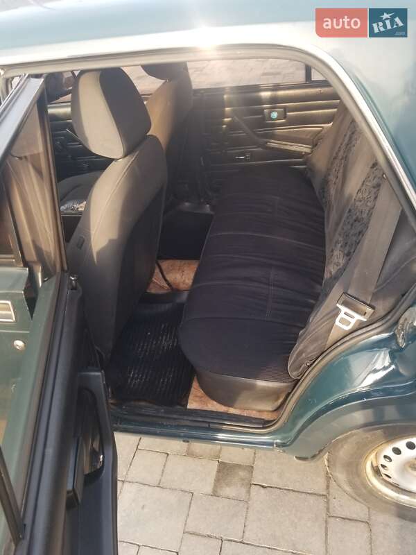 Седан ВАЗ / Lada 2107 1996 в Звягеле