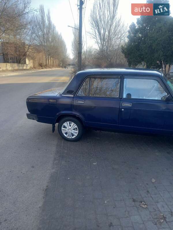 Седан ВАЗ / Lada 2107 1985 в Запоріжжі