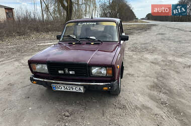 Седан ВАЗ / Lada 2107 2002 в Зборове