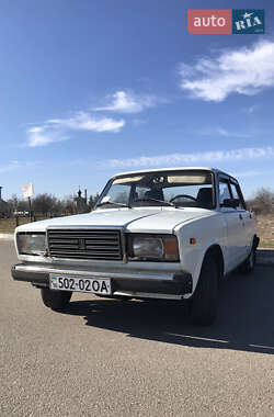 Седан ВАЗ / Lada 2107 1988 в Южном