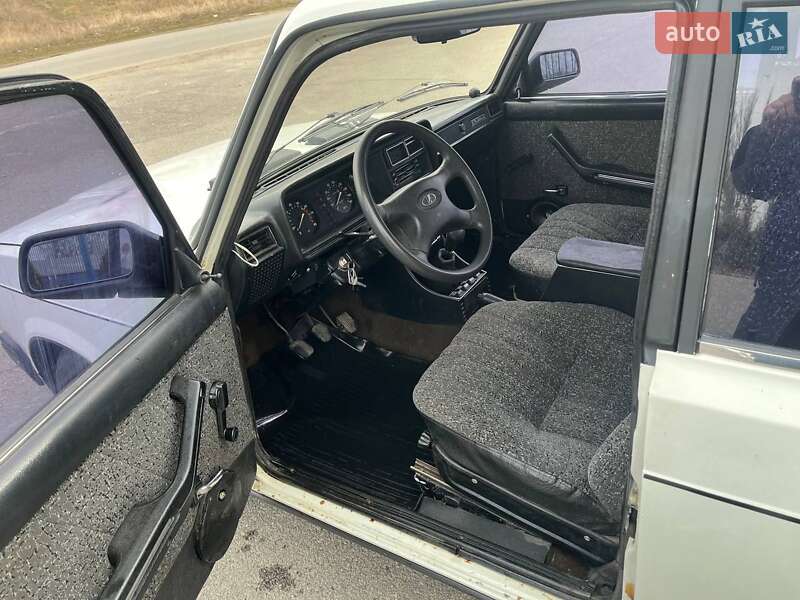 Седан ВАЗ / Lada 2107 1987 в Днепре фото 5 Седан ВАЗ / Lada 2107 1987 в Днепре