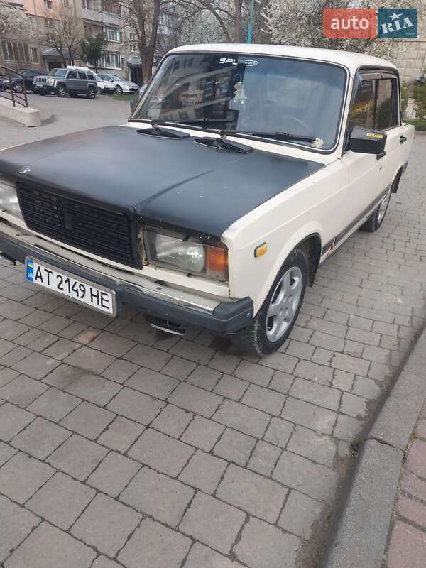 Седан ВАЗ 2107 1986 в 