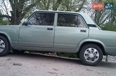 Седан ВАЗ 2107 2007 в 
