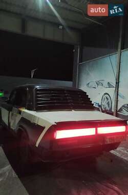 Седан ВАЗ / Lada 2107 2000 в Рівному