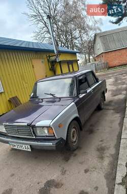 Седан ВАЗ / Lada 2107 2004 в Сумах