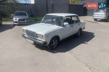 Седан ВАЗ 2107 1996 в Дніпрі