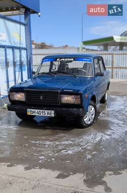 Седан ВАЗ 2107 2001 в 