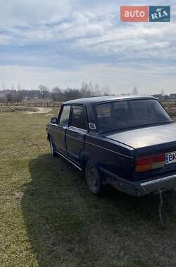 Седан ВАЗ 2107 2005 в 