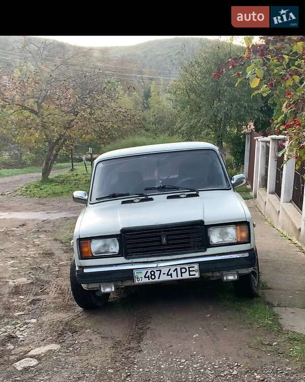 Седан ВАЗ / Lada 2107 1990 в Ужгороді