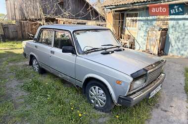 Седан ВАЗ 2107 2006 в 