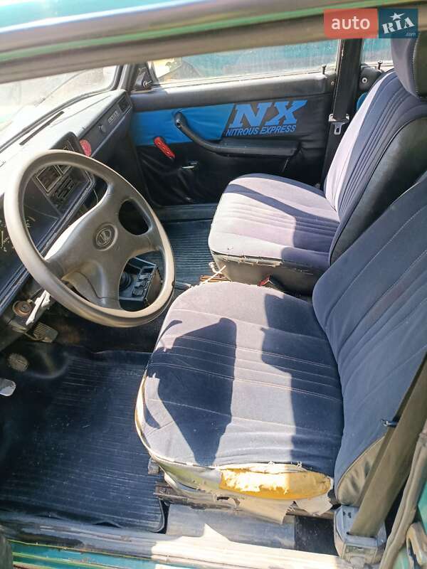 Седан ВАЗ / Lada 2107 2005 в Дубовом