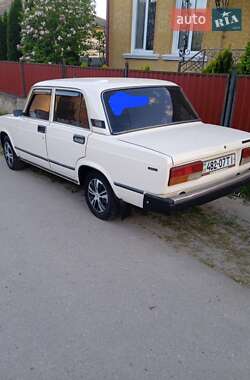 Седан ВАЗ 2107 1990 в 