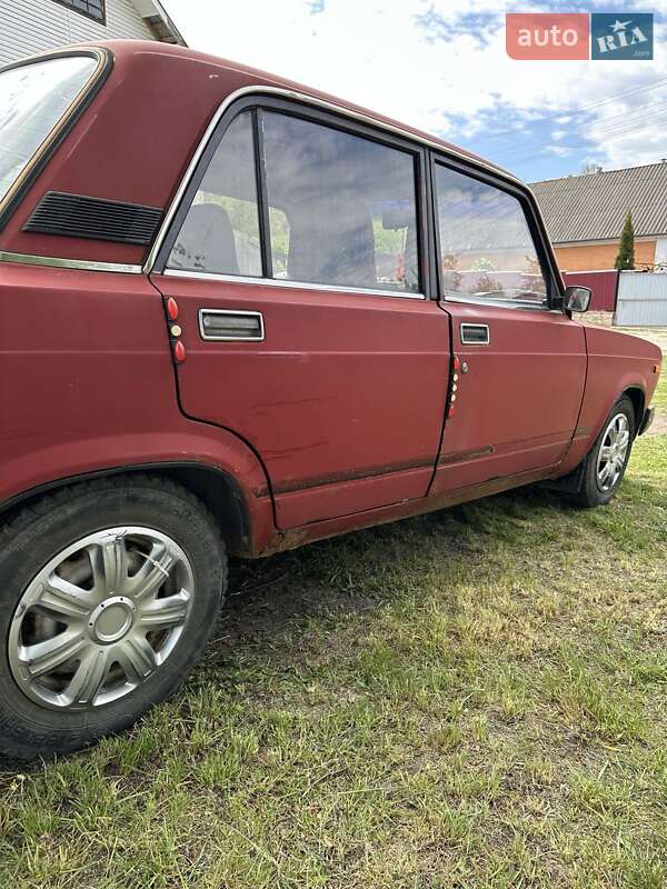 Седан ВАЗ / Lada 2107 1988 в Богуславі