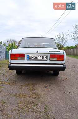 Седан ВАЗ 2107 2004 в 