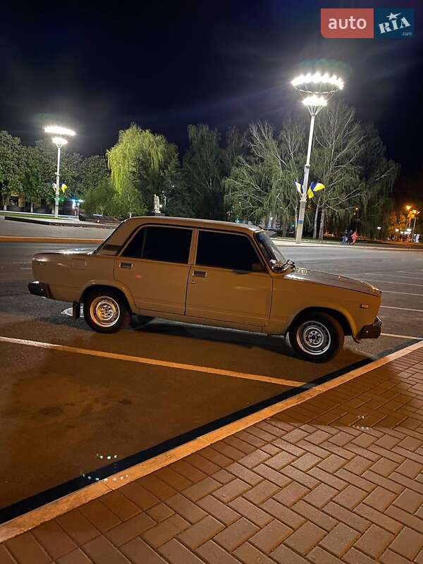 ВАЗ / Lada 2107 1990