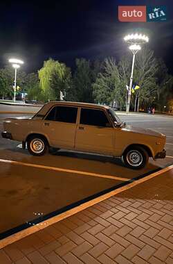 Седан ВАЗ 2107 1990 в 