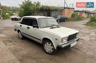 Седан ВАЗ 2107 1990 в 