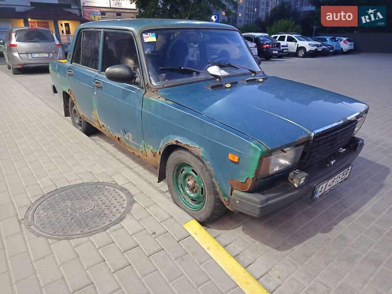 Седан ВАЗ / Lada 2107 2004 в Броварах