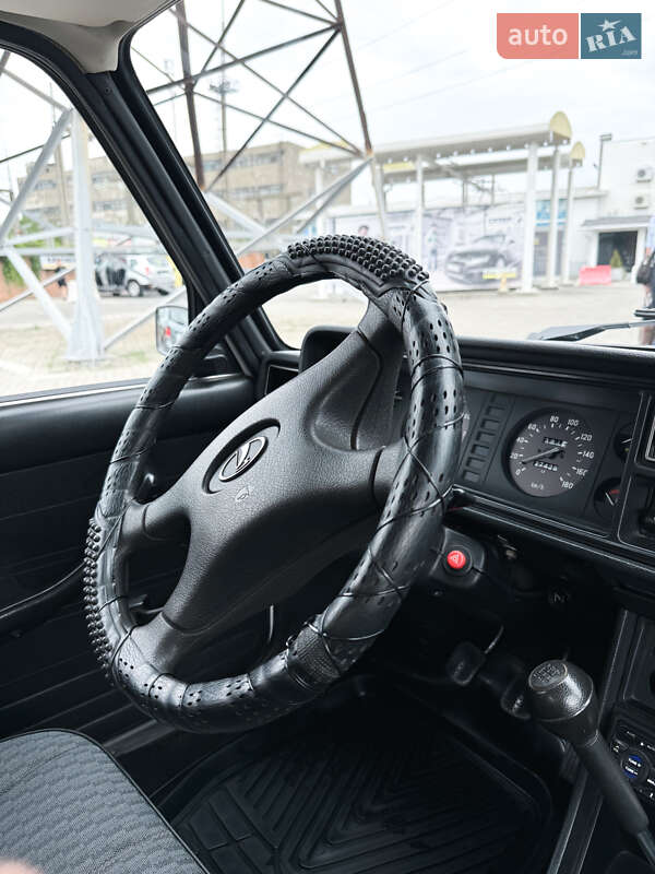 Седан ВАЗ / Lada 2107 2005 в Чернівцях фото 7 Седан ВАЗ / Lada 2107 2005 в Чернівцях