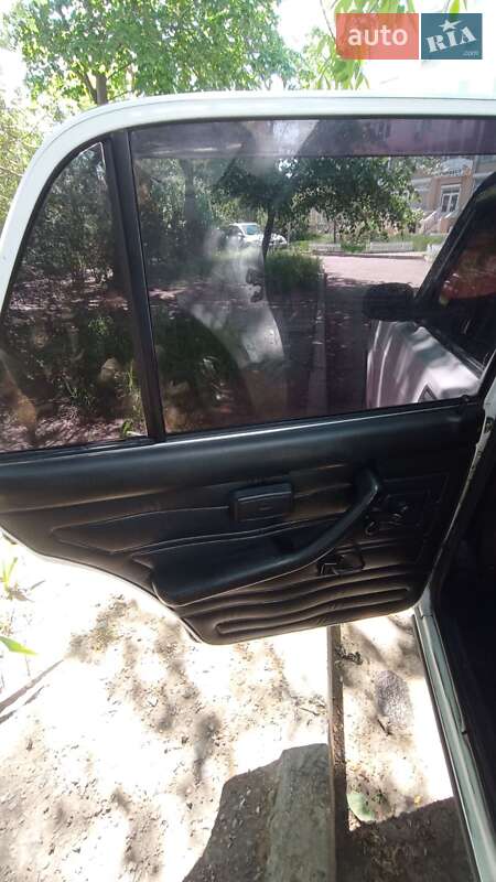 Седан ВАЗ / Lada 2107 2006 в Южном