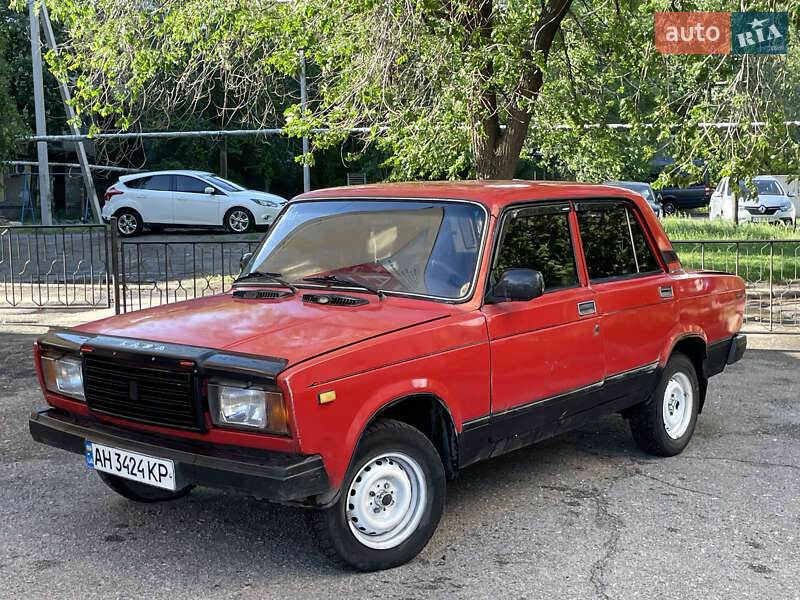 Седан ВАЗ / Lada 2107 1985 в Павлограді