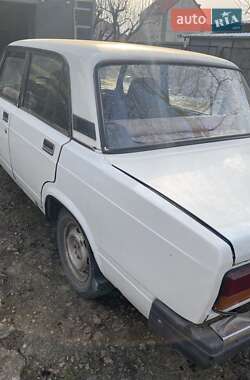 Седан ВАЗ 2107 1990 в 