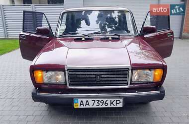 Седан ВАЗ 2107 2002 в 