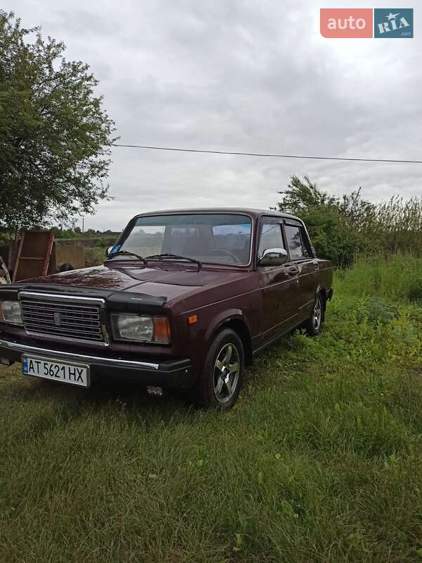 Седан ВАЗ / Lada 2107 2005 в Бурштыне