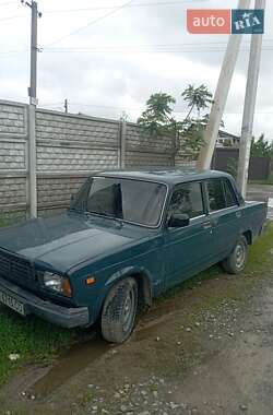 Седан ВАЗ 2107 2004 в Виннице