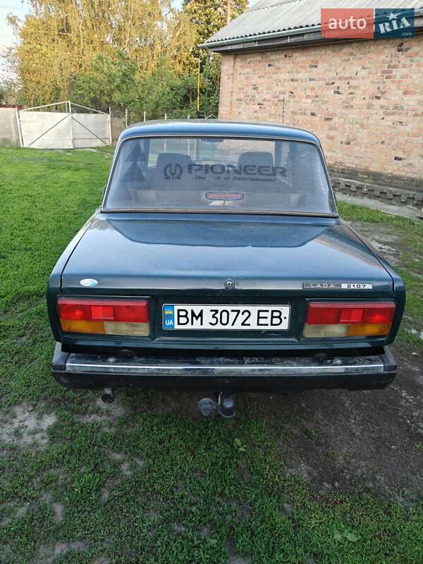 Седан ВАЗ / Lada 2107 2005 в Ромнах