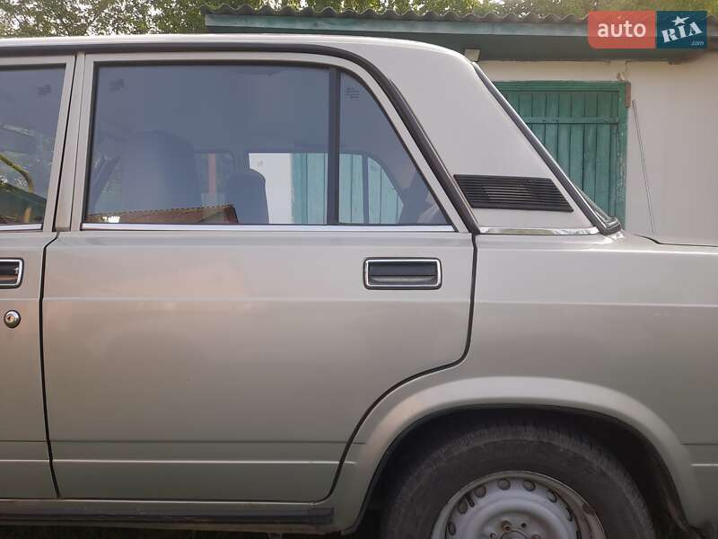 Седан ВАЗ / Lada 2107 2008 в Києві